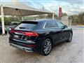 AUDI Q8 45 TDI quattro tiptronic S-LINE 231CV