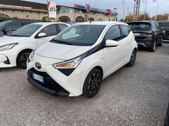 TOYOTA AYGO Connect 1.0 VVT-i 72 CV 5 porte x-play