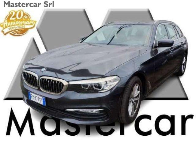 BMW SERIE 5 530d Touring xdrive Business PELLE 265cv - FR877SY