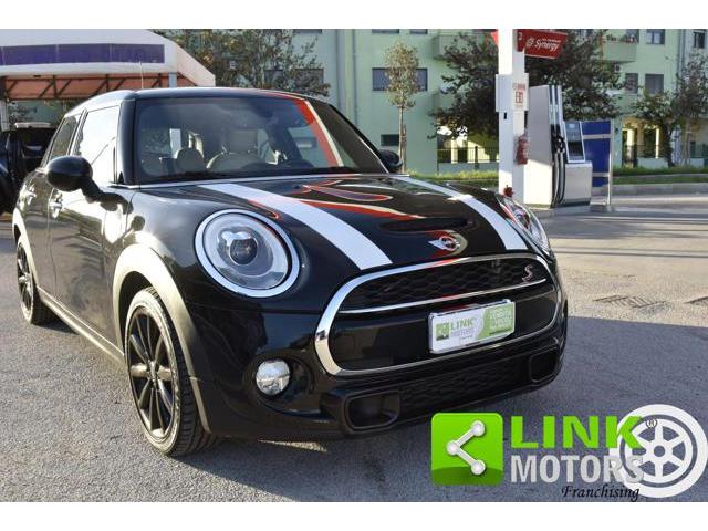 MINI MINI 5 PORTE 2.0 Cooper SD aut. Hype 5 porte