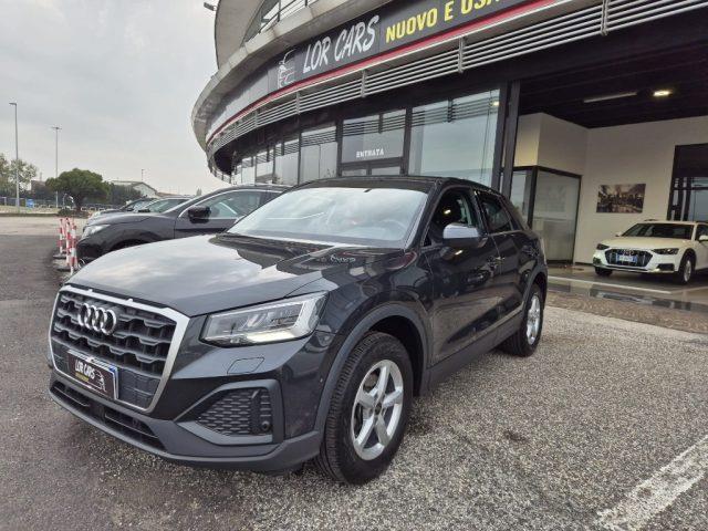 AUDI Q2 30 TDI S tronic Identity Black