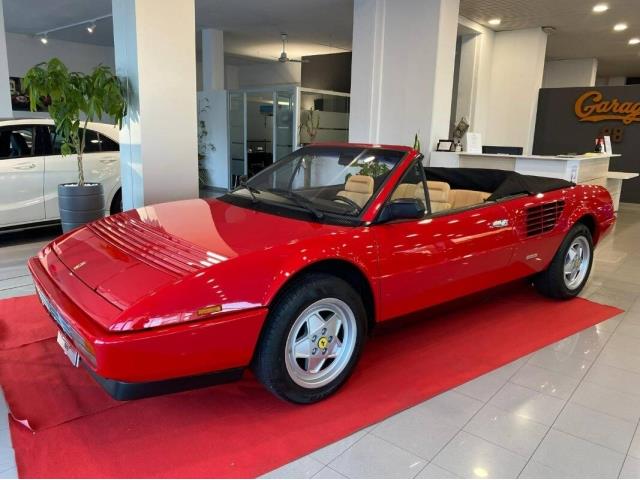 FERRARI Mondial 3.2 cabriolet