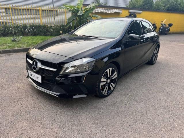 MERCEDES Classe A A 200 d Business