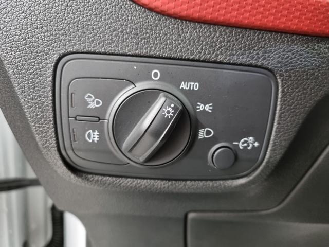 AUDI Q2 1.4 TFSI COD S tronic Sport