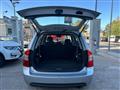 KIA Carens 2.0 16V CRDi VGT LX Family