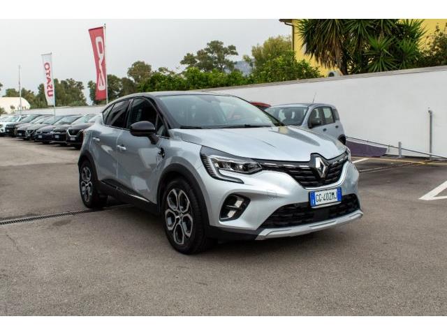 RENAULT NUOVO CAPTUR HYBRID Full Hybrid E-Tech 145 CV Intens