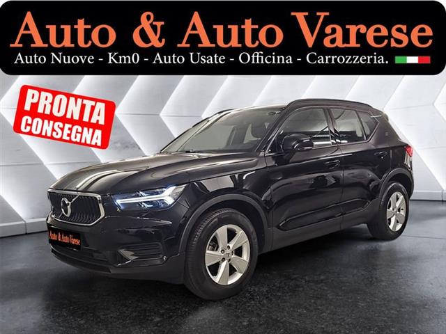 VOLVO XC40 T2 Momentum Core