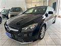 MERCEDES CLASSE CLA CLA 180 S.W. Business