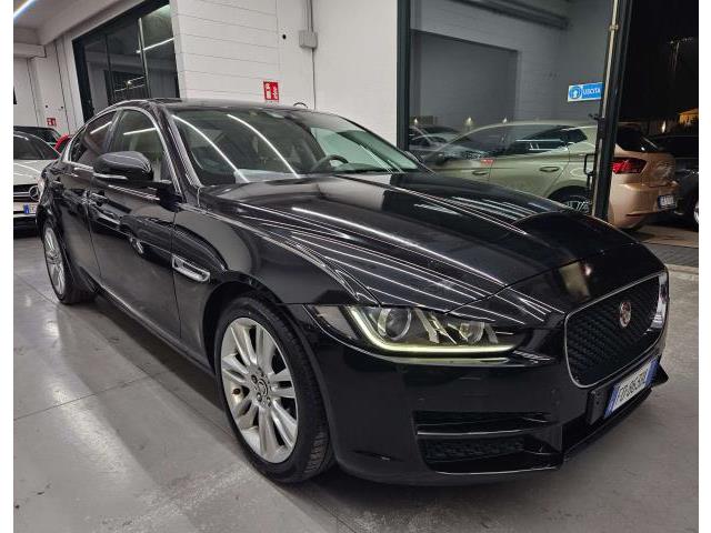 JAGUAR XE 2.0d Portfolio 180cv AUTO