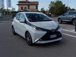 TOYOTA AYGO 1.0 VVT-i 69 CV 5 porte x-play