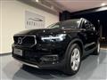 VOLVO XC40 B4 197CV AWD Geartronic Momentum Pro