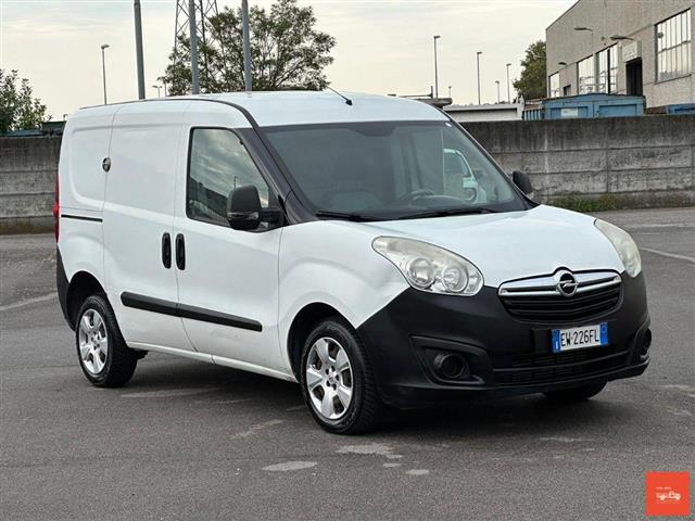 OPEL COMBO Life 1.5D 130 CV S&S AT8 Edition Plus N1