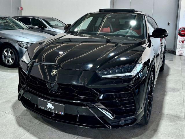 LAMBORGHINI Urus 4.0 V8 Total Black