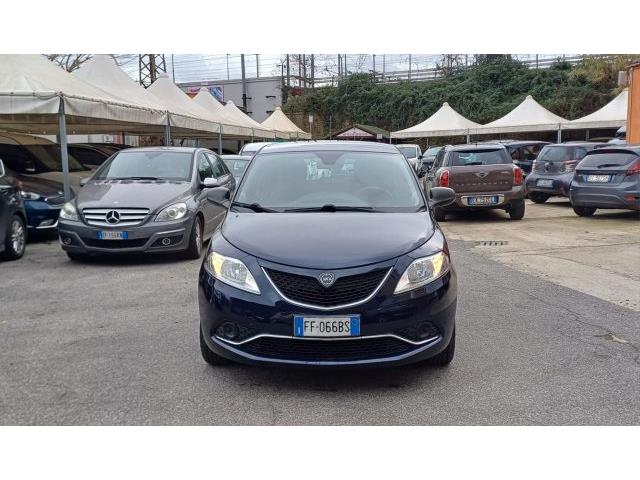 LANCIA YPSILON 1.2 69 CV 5 porte Silver