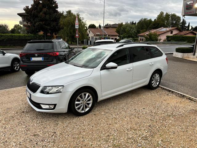 SKODA OCTAVIA 1.6 TDI CR 110 CV DSG Wagon Executive