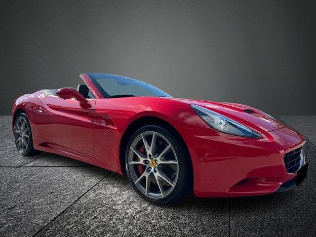 FERRARI CALIFORNIA DCT +360°