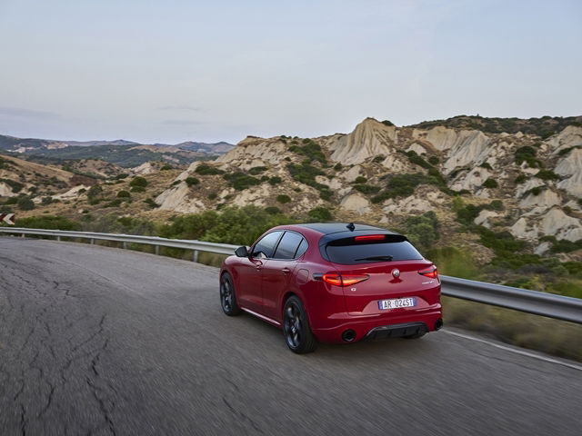 ALFA ROMEO STELVIO 2.0 Turbo 280 CV AT8 Q4 Veloce