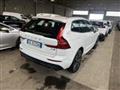 VOLVO XC60 B4 (d) AWD Geartronic Momentum