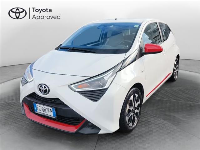 TOYOTA AYGO Connect 1.0 VVT-i 72 CV 5 porte x-play