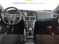 VOLVO V40 T4 Momentum