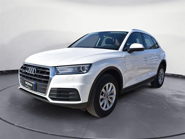 AUDI Q5 35 TDI quattro S tronic Business