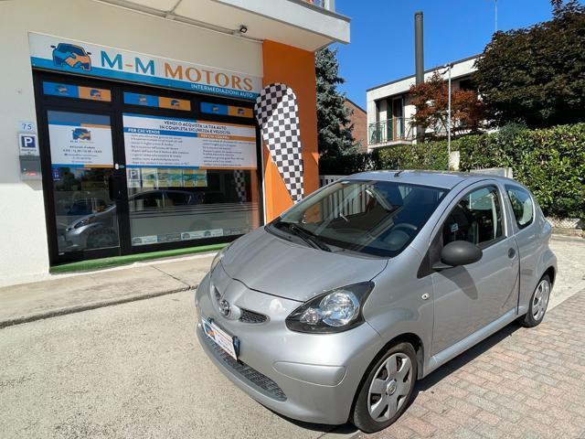 TOYOTA AYGO 1.0 12V PNEUMATICI 80%