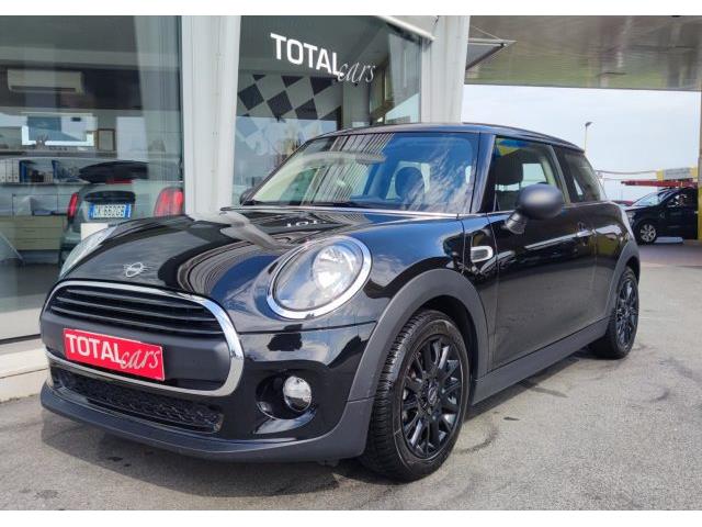 MINI MINI 3 PORTE 1.5 One 75 CV Baker Street OK NEO PATENTATI