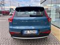 VOLVO XC40 T2 Momentum Core