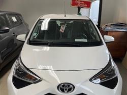 TOYOTA AYGO Connect 1.0 VVT-i 72CV 5 porte x-business AUTO