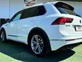 VOLKSWAGEN TIGUAN 1.6 TDI SCR Sport R-LINE