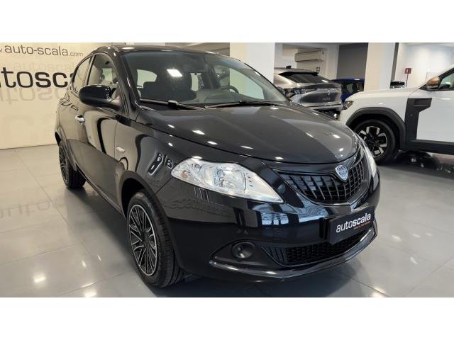 LANCIA YPSILON 1.0 FireFly 5 porte Hybrid Oro