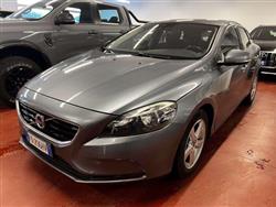 VOLVO V40 2.0 d2