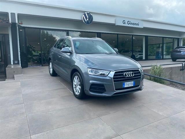 AUDI Q3 2.0 TDI 120 CV Business