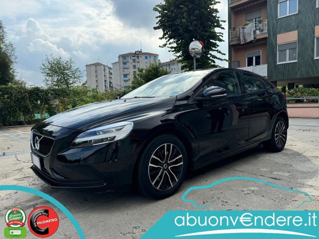 VOLVO V40 T2 Business Plus