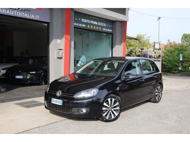 VOLKSWAGEN GOLF VI 1.6 TDI 5Porte Highline 17" Cruise SensoriPark