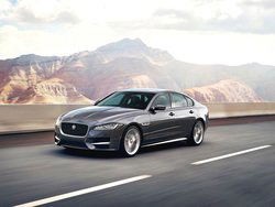 JAGUAR XF 2.0 D 180 CV aut. Prestige