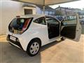 TOYOTA AYGO 1.0 VVT-i 69 CV 3 porte x-play OK NEOPATENTATI