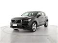 VOLVO XC40 T2 Momentum Pro