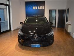 RENAULT NEW CLIO Full Hybrid E-Tech 140 CV 5 porte Initiale Paris