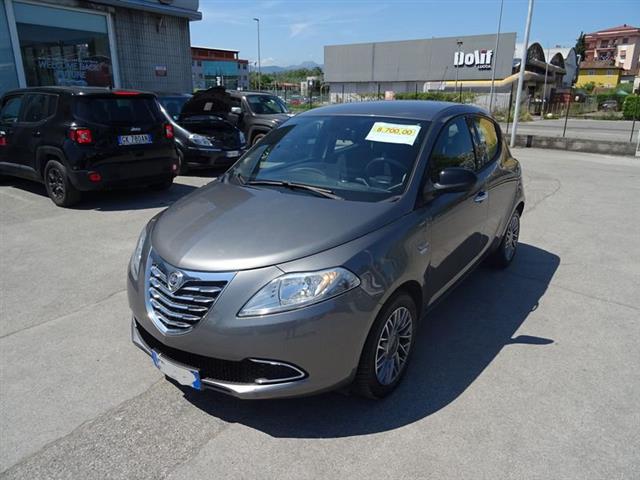 LANCIA YPSILON 1.2 69 CV 5 porte Platinum