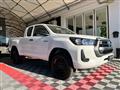 TOYOTA HILUX 2.4 D-4D A/T 4WD 2 porte Extra Cab Comfort