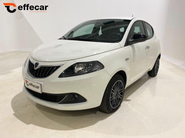 LANCIA YPSILON 1.0 FireFly 5p S&S Hybrid Ecochic Gold NEOPAT.