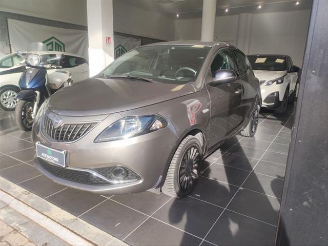 LANCIA YPSILON 1.2 69 CV 5 porte GPL Ecochic Gold