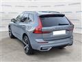 VOLVO XC60 B5 (d) AWD automatico Ultimate Dark