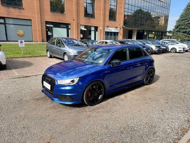 AUDI A1 S1 2.0 tfsi quattro