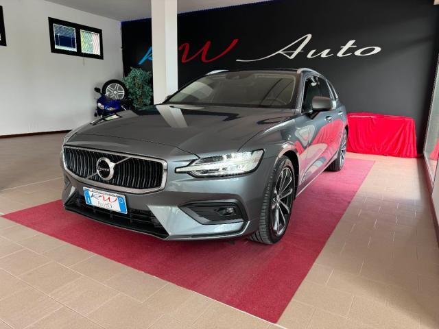 VOLVO V60 B4 (d) Geartr. Momentum Business Pro