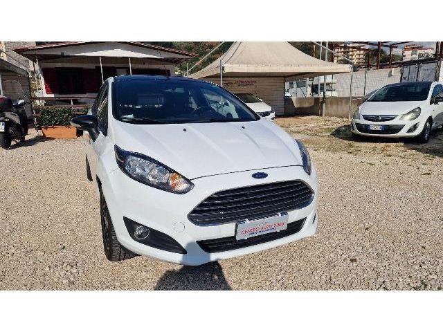 FORD Fiesta 1.5 TDCi 75CV 5p. Titanium