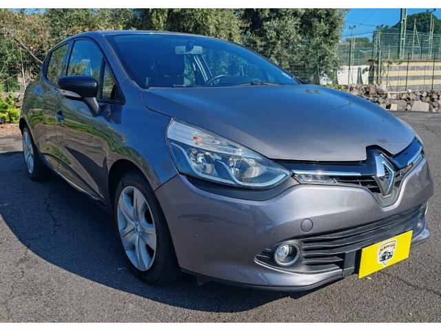 RENAULT Clio 1.2 Live 75cv