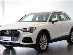 AUDI Q3 35 TDI quattro Business