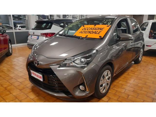 TOYOTA YARIS 1.0 72 CV 5 porte Active SOLO 17.000 KM!!!